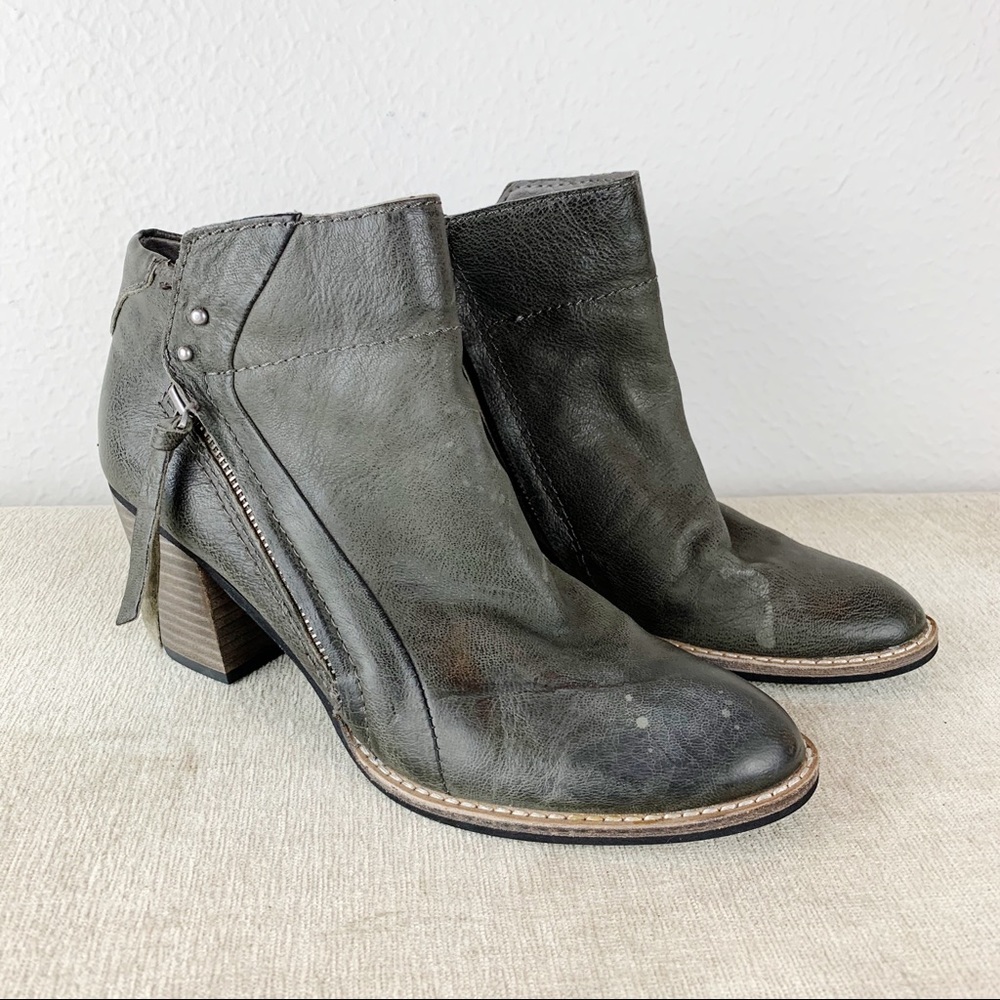 Dolce Vita Leather Ankle Boots 8 C224